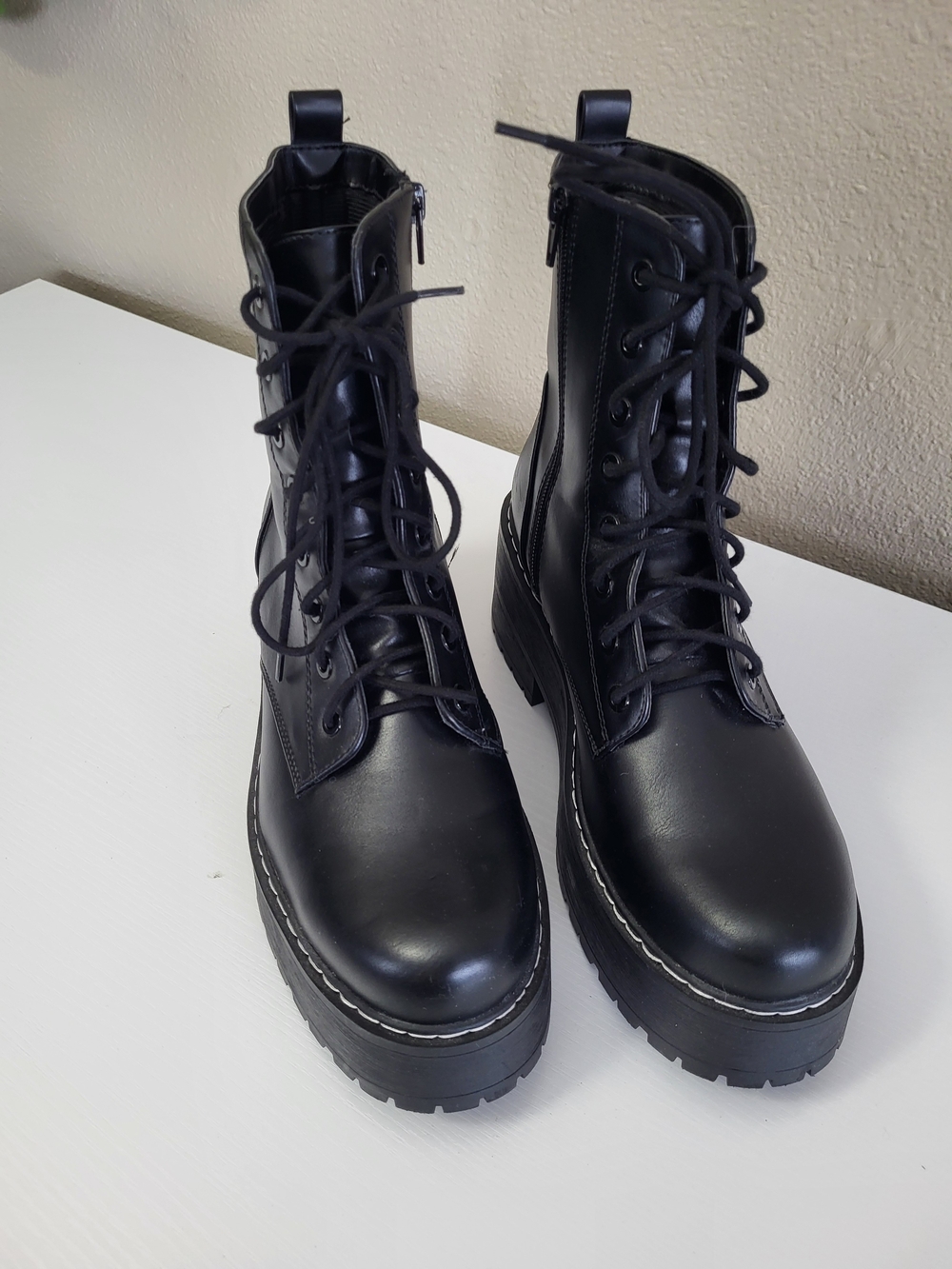 Soda Black Lace-Up Platform Combat Boots - Women Size 11 - Picture 11 of 11